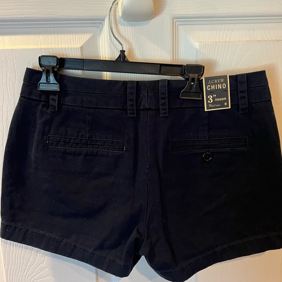 J crew 3” inseam Chinos in waist size 0 - Picture 2 of 3